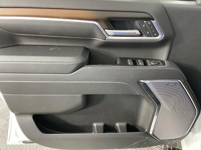 2025 GMC Sierra 2500 HD Vehicle Photo in GILBERT, AZ 85297-0402