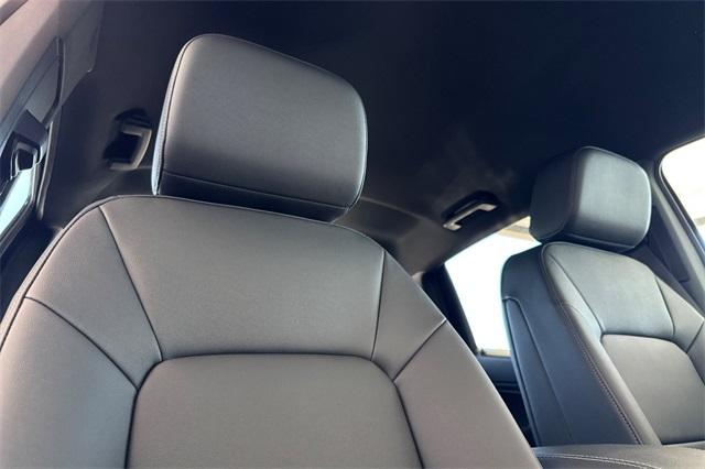 2025 GMC Canyon Vehicle Photo in ELK GROVE, CA 95757-8703
