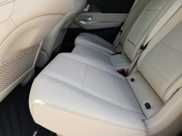 2025 Mercedes-Benz GLS Vehicle Photo in HOUSTON, TX 77079