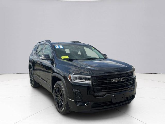 2023 GMC Acadia Vehicle Photo in LEOMINSTER, MA 01453-2952