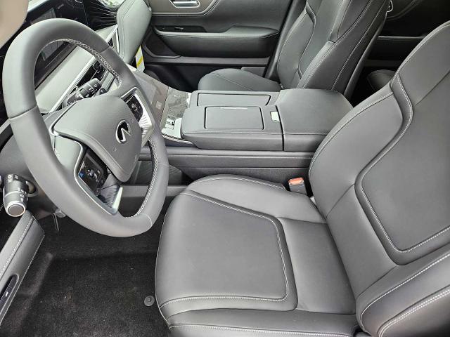 2025 INFINITI QX80 Vehicle Photo in Fort Worth, TX 76132