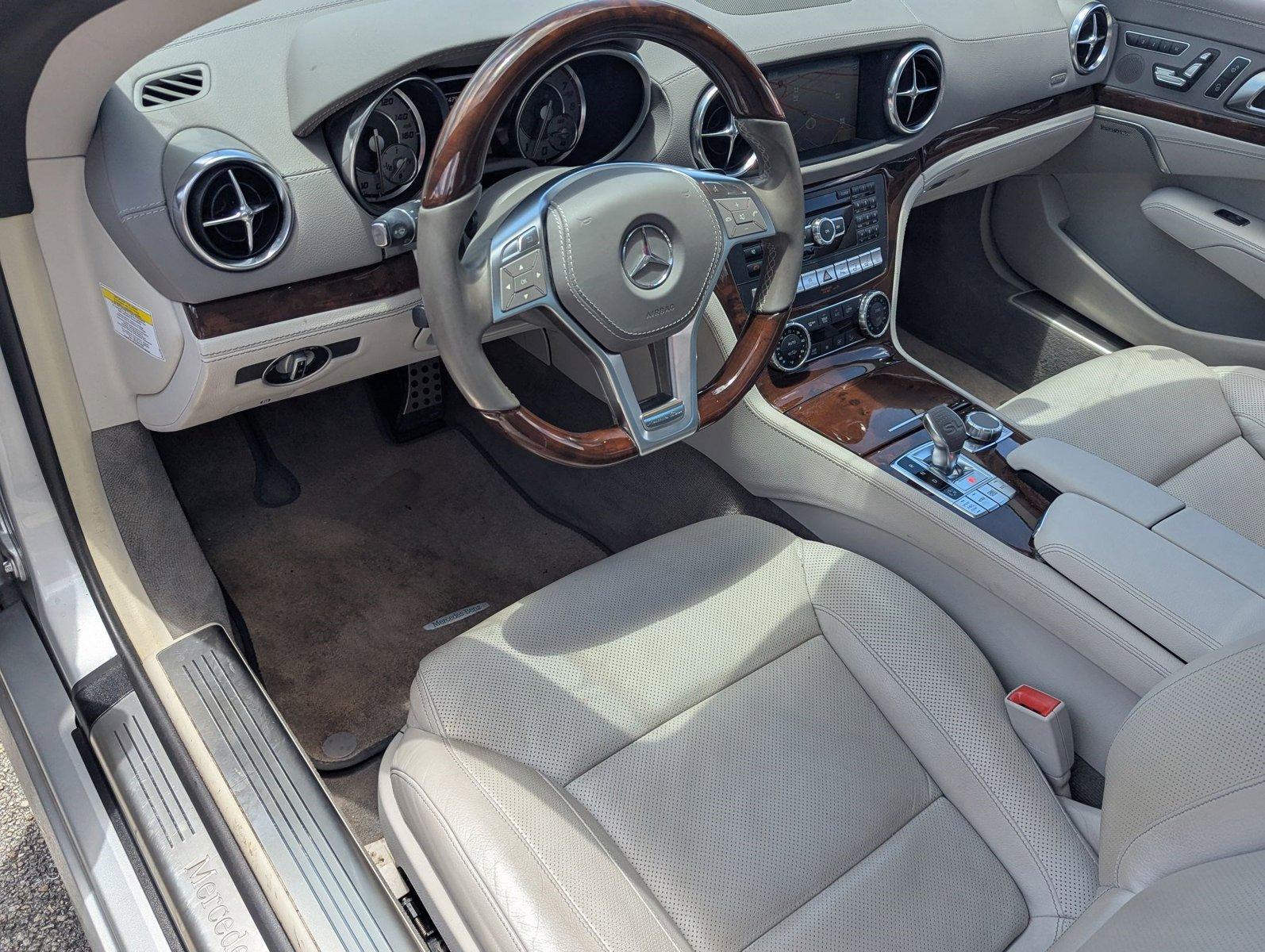 2013 Mercedes-Benz SL-Class Vehicle Photo in Delray Beach, FL 33444