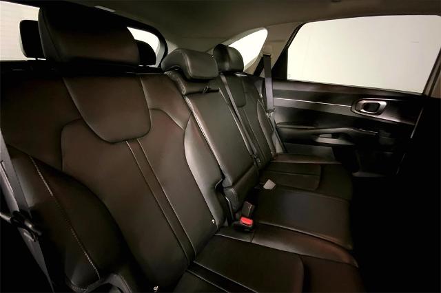 2024 Kia Sorento Vehicle Photo in Lees Summit, MO 64086