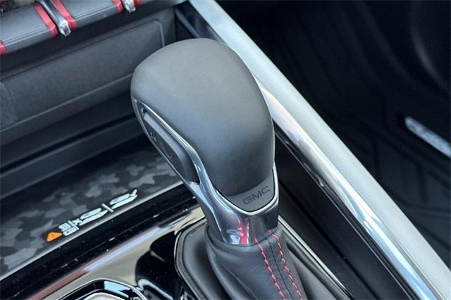 2025 GMC Canyon Vehicle Photo in ELK GROVE, CA 95757-8703