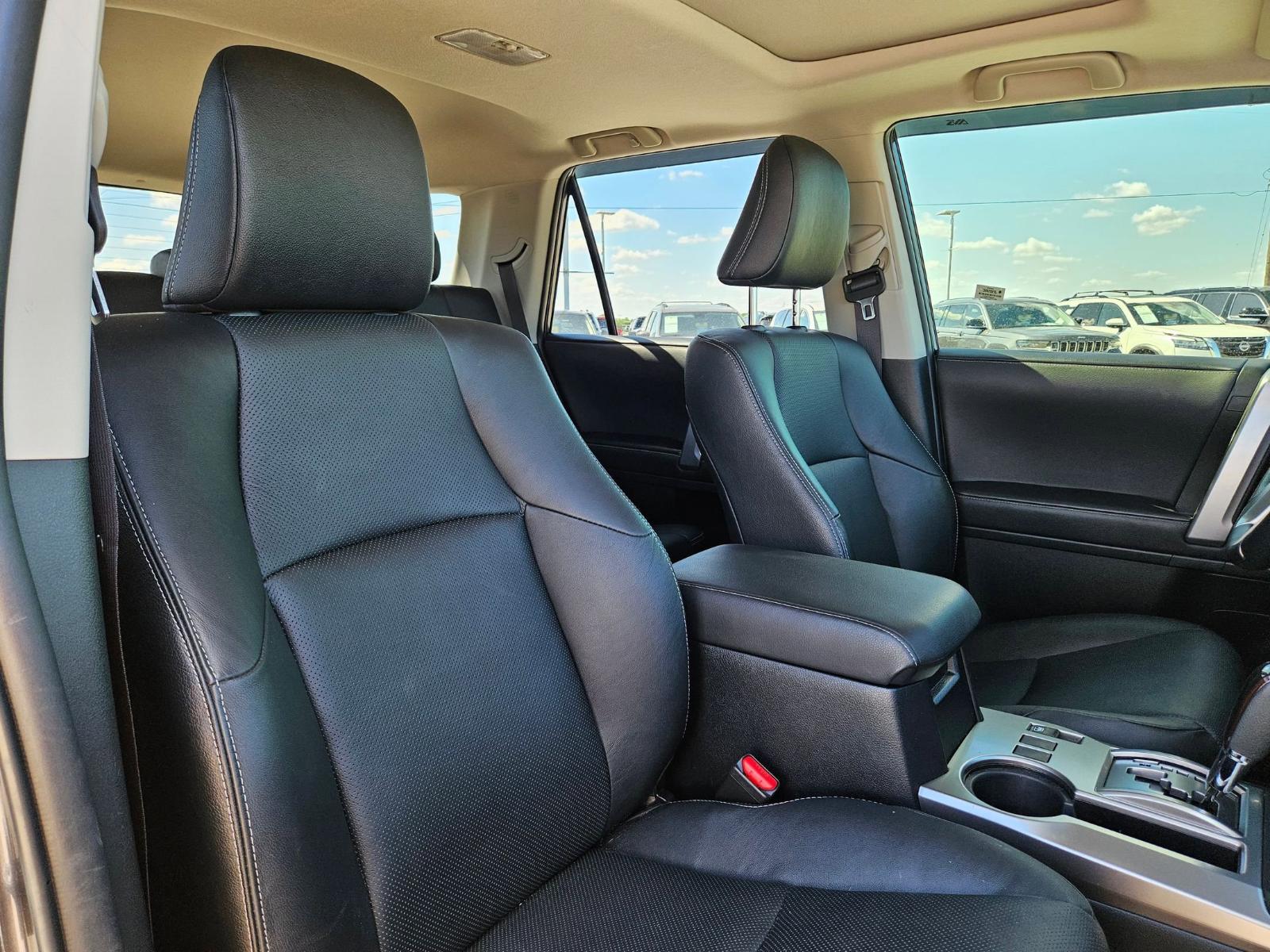 2023 Toyota 4Runner Vehicle Photo in Seguin, TX 78155