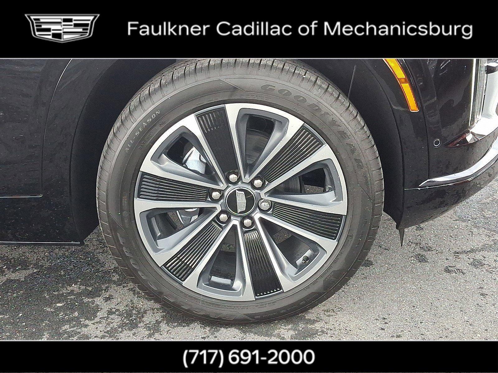 2026 Cadillac VISTIQ Vehicle Photo in MECHANICSBURG, PA 17050-1707