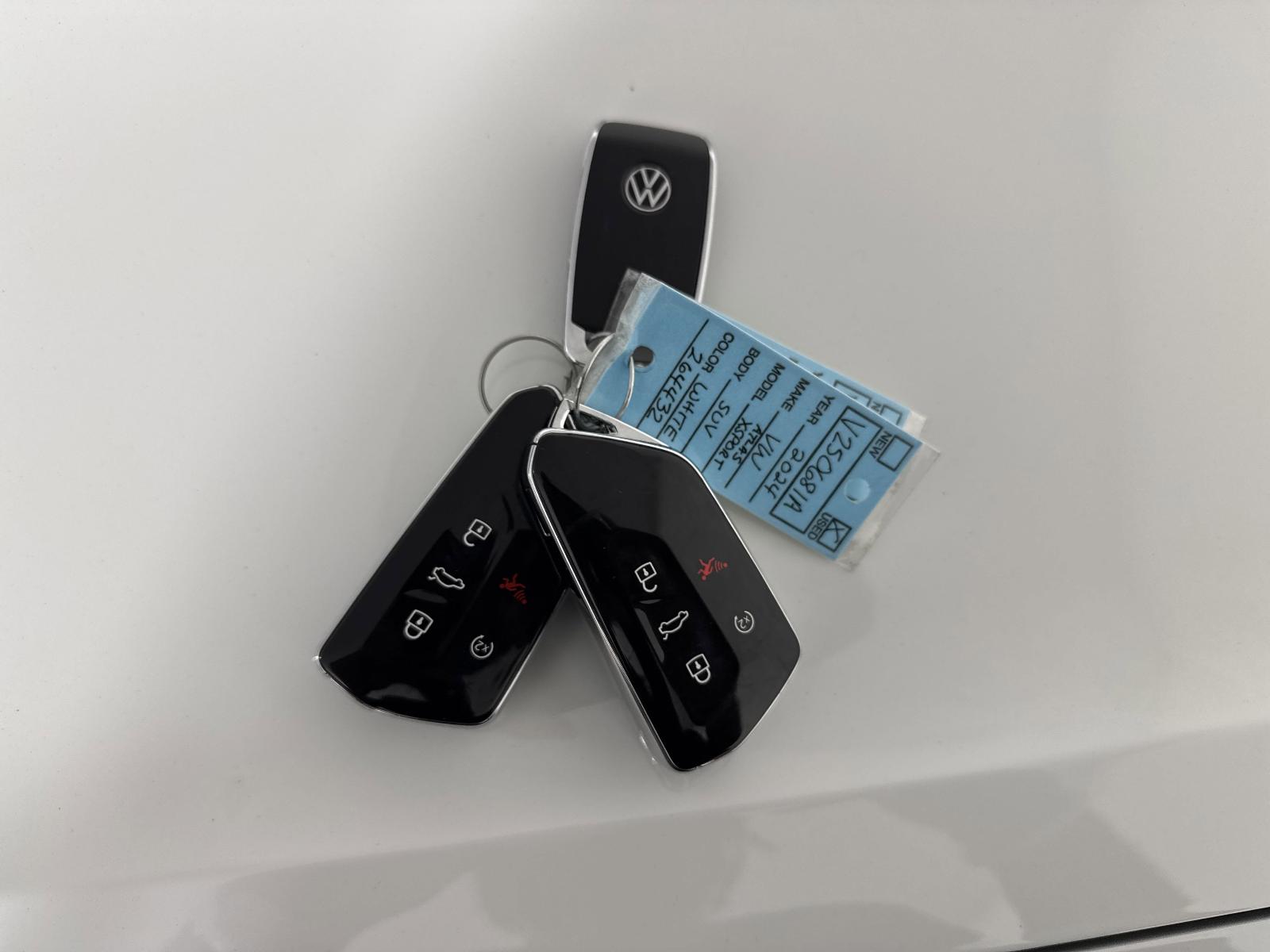 2024 Volkswagen Atlas Cross Sport Vehicle Photo in Georgetown, TX 78626