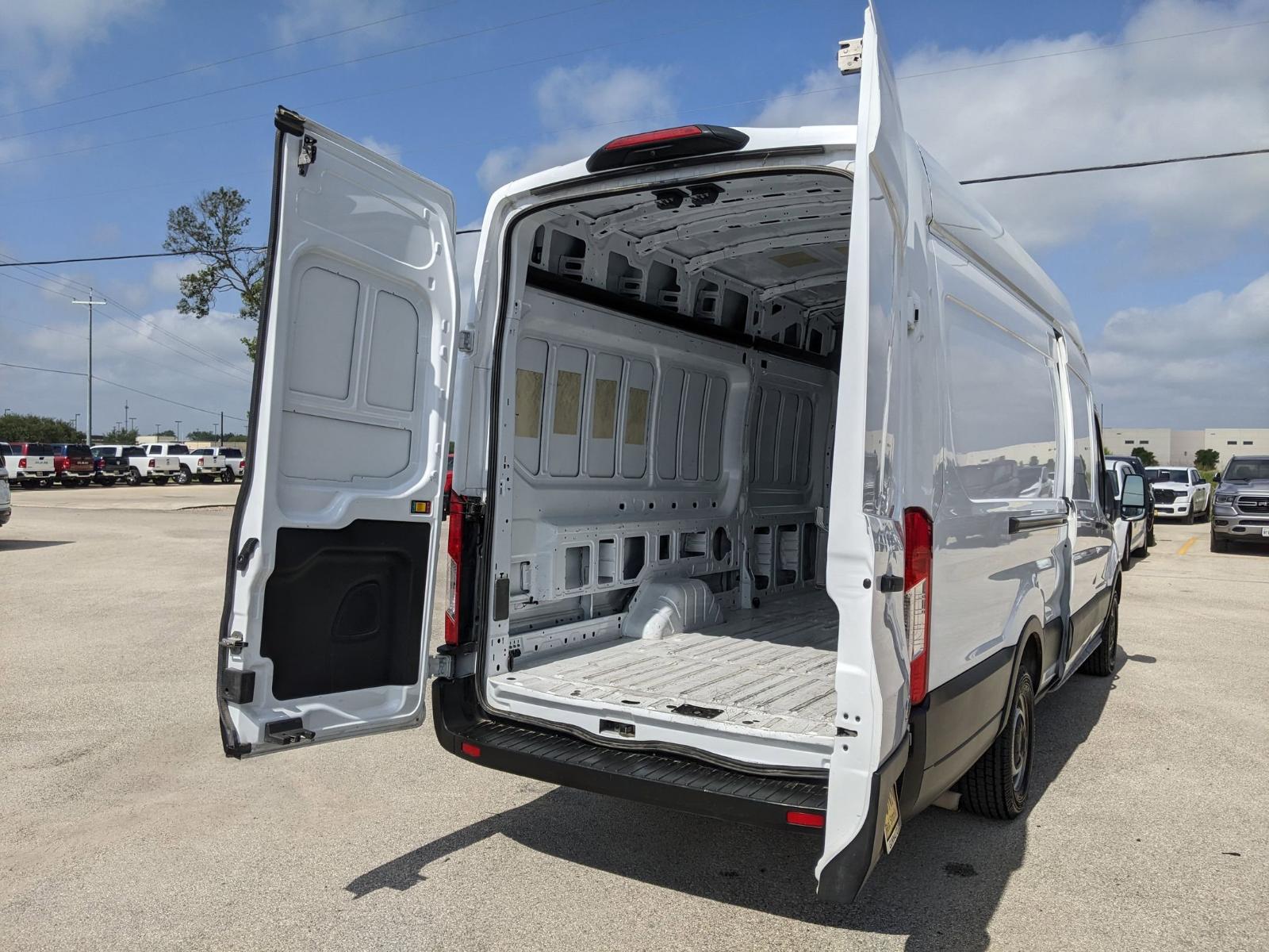 2023 Ford Transit Cargo Van Vehicle Photo in Seguin, TX 78155