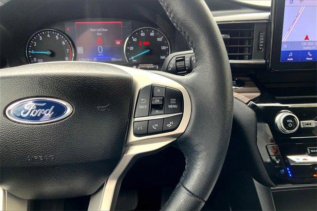 2023 Ford Explorer Vehicle Photo in TOPEKA, KS 66609-0000