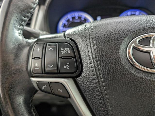 2019 Toyota Highlander Vehicle Photo in ENGLEWOOD, CO 80113-6708