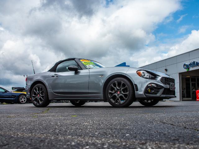 2017 FIAT 124 Spider Vehicle Photo in MADISON, IN 47250-1611