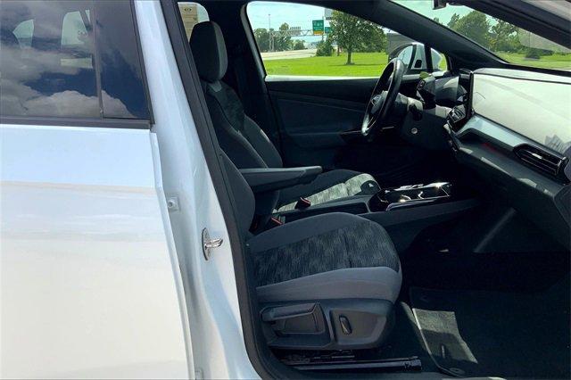 2022 Volkswagen ID.4 Vehicle Photo in TOPEKA, KS 66609-0000