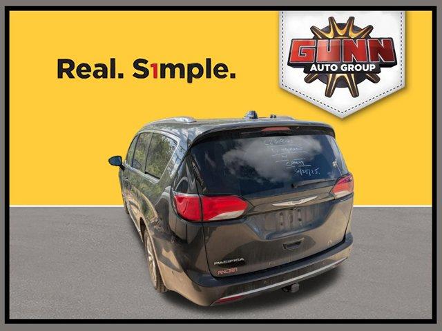 2019 Chrysler Pacifica Vehicle Photo in SELMA, TX 78154-1460