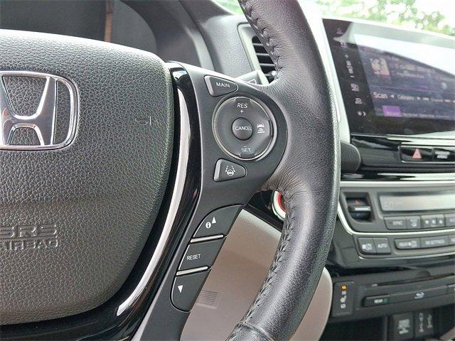 2017 Honda Pilot Vehicle Photo in Willow Grove, PA 19090