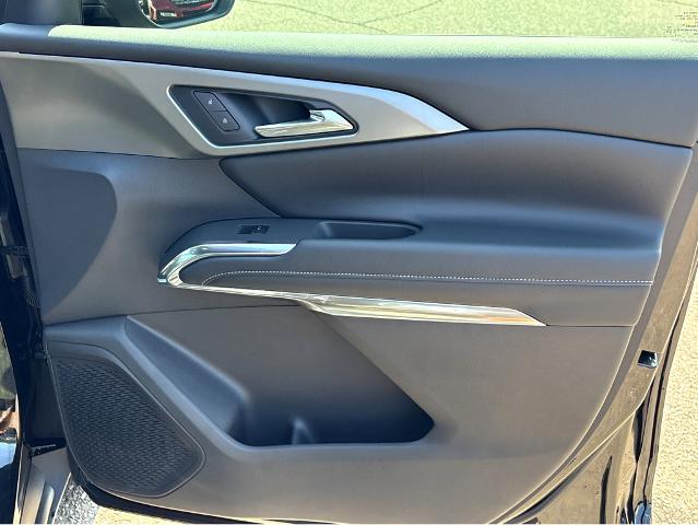 2025 Chevrolet Traverse Vehicle Photo in BEAUFORT, SC 29906-4218