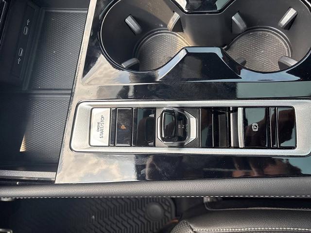 2024 Volkswagen Atlas Cross Sport Vehicle Photo in HARRISBURG, PA 17111-1033