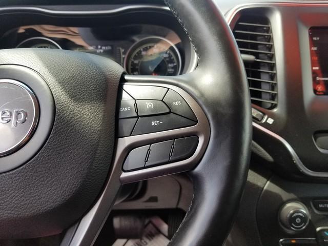 2021 Jeep Cherokee Vehicle Photo in ELYRIA, OH 44035-6349