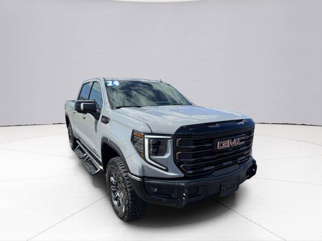 2024 GMC Sierra 1500 Vehicle Photo in LEOMINSTER, MA 01453-2952