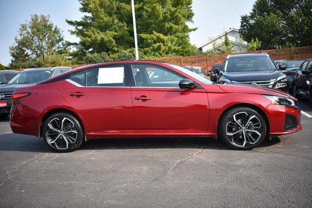 2023 Nissan Altima Vehicle Photo in Ballwin, MO 63011