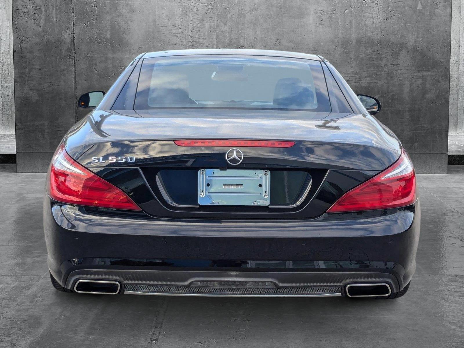 2013 Mercedes-Benz SL-Class Vehicle Photo in MIAMI, FL 33134-2699