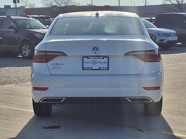 2019 Volkswagen Jetta Vehicle Photo in Peoria, IL 61615