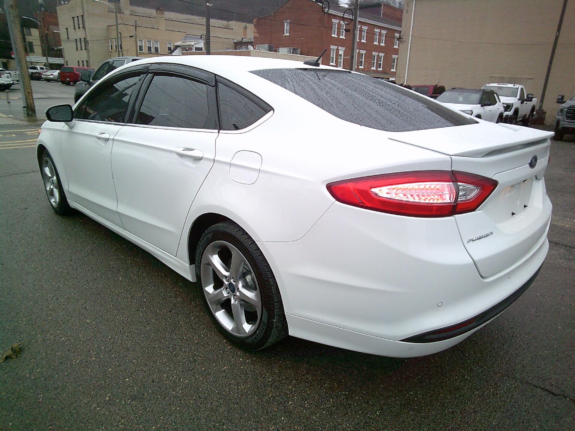 2016 Ford Fusion Vehicle Photo in KITTANNING, PA 16201-1536