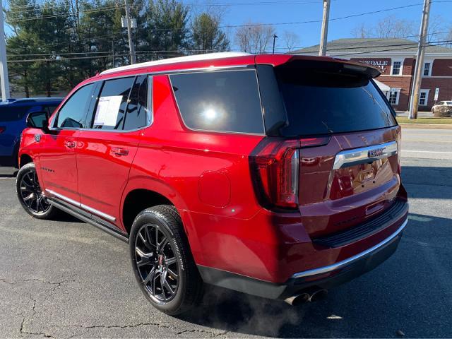 2023 GMC Yukon Denali photo 3