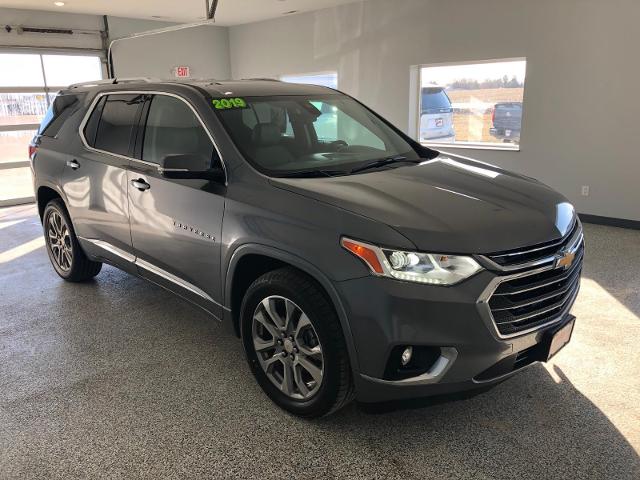 Used 2019 Chevrolet Traverse Premier with VIN 1GNEVKKW4KJ192273 for sale in Marengo, IA