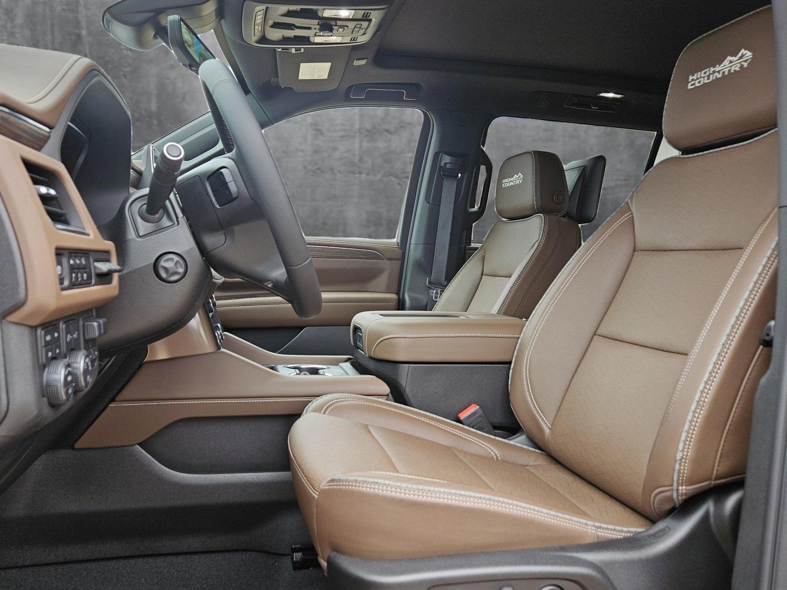 2024 Chevrolet Suburban Vehicle Photo in WACO, TX 76710-2592