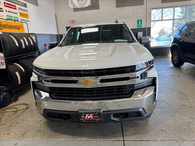 Used 2022 Chevrolet Silverado 1500 Limited LT with VIN 3GCUYDET4NG215310 for sale in Plymouth, WI