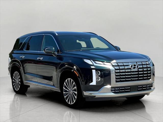 2025 Hyundai PALISADE Vehicle Photo in Green Bay, WI 54304