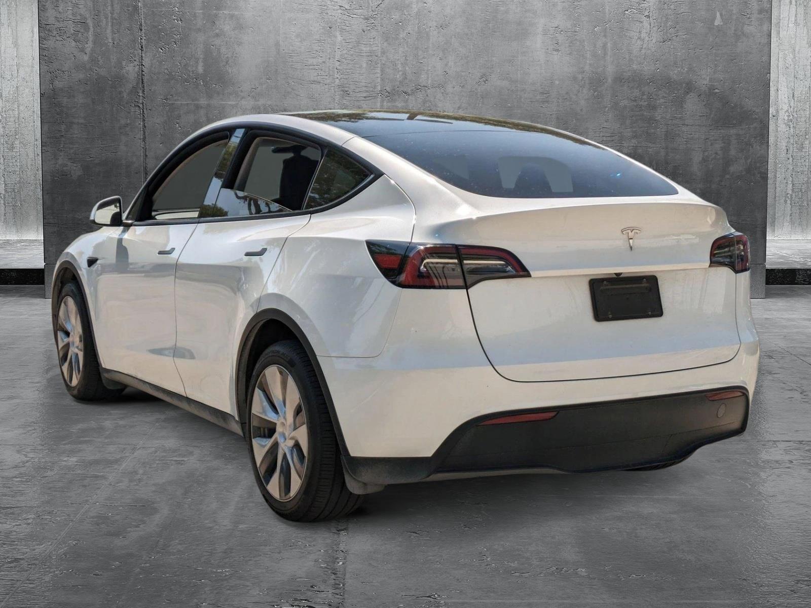 2023 Tesla Model Y Vehicle Photo in Coconut Creek, FL 33073