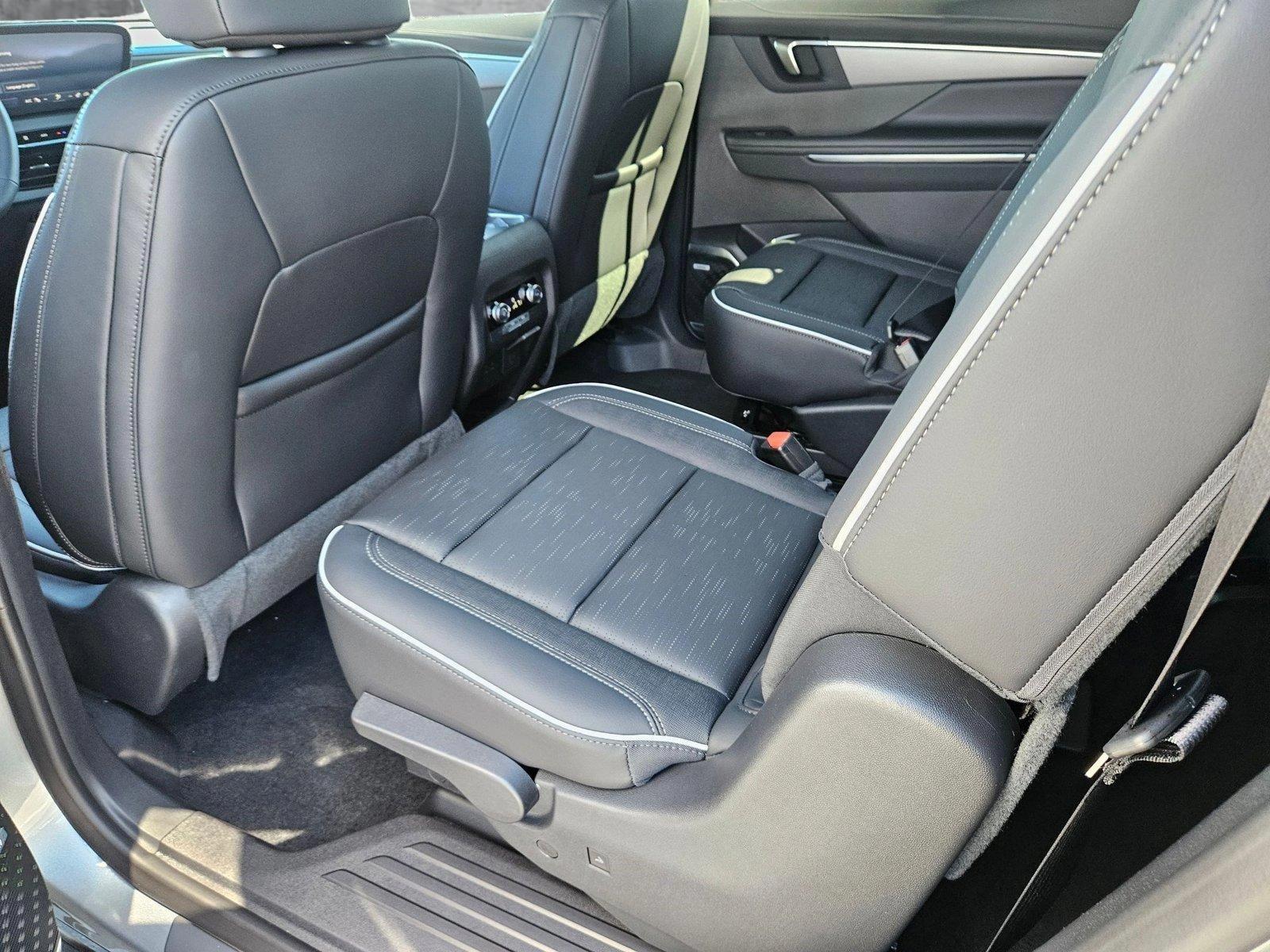 2025 Buick Enclave Vehicle Photo in LAS VEGAS, NV 89146-3033