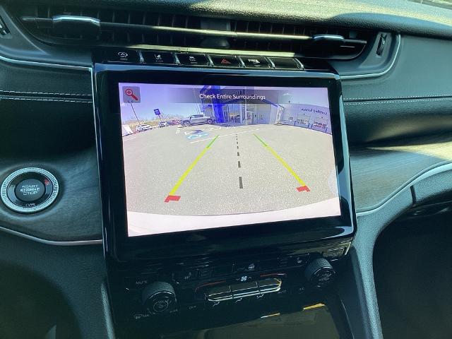 2023 Jeep Grand Cherokee L Vehicle Photo in Gardner, MA 01440