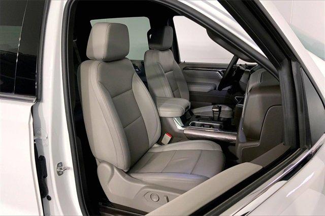 2024 Chevrolet Silverado 1500 Vehicle Photo in KANSAS CITY, MO 64114-4502