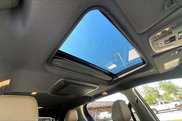 2021 Toyota Sienna Vehicle Photo in Houston, TX 77007