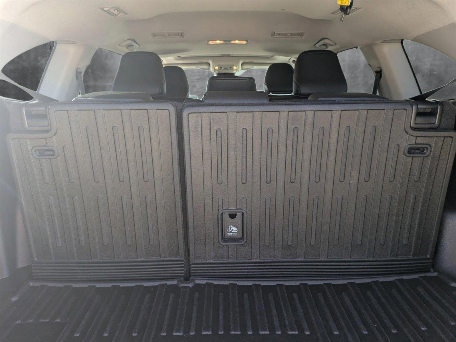 2024 Toyota Highlander Vehicle Photo in Winter Park, FL 32792