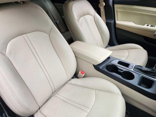 2016 Hyundai SONATA Vehicle Photo in MCKINNEY, TX 75070