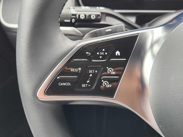 2025 Mercedes-Benz GLC Vehicle Photo in HOUSTON, TX 77079