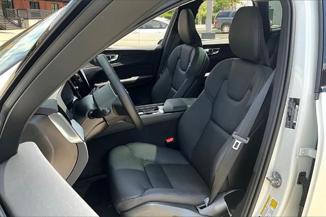 2025 Volvo XC60 Vehicle Photo in Houston, TX 77007