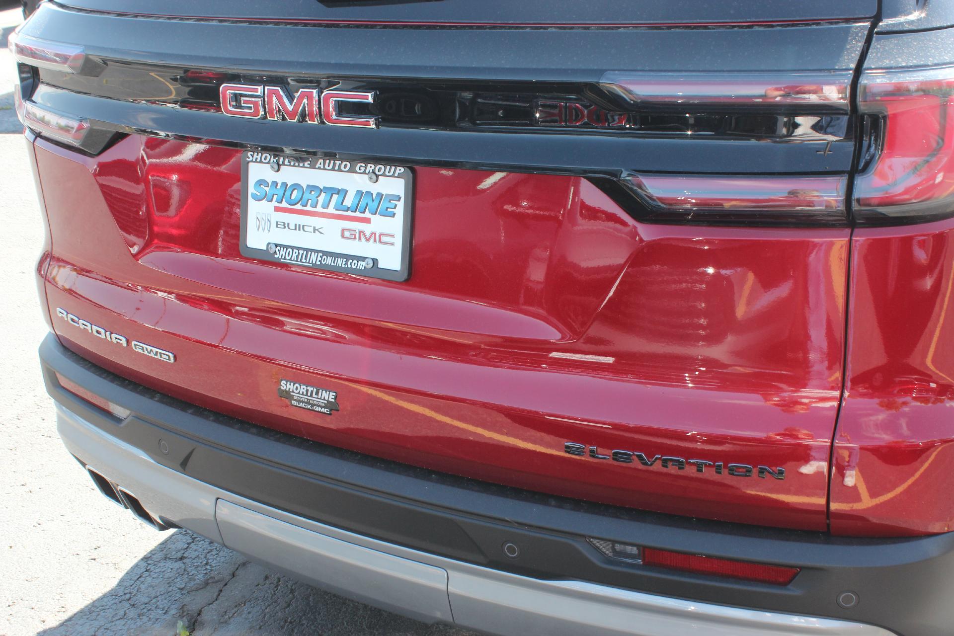 2025 GMC Acadia Vehicle Photo in AURORA, CO 80012-4011