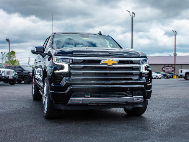 2025 Chevrolet Silverado 1500 Vehicle Photo in MADISON, IN 47250-1611