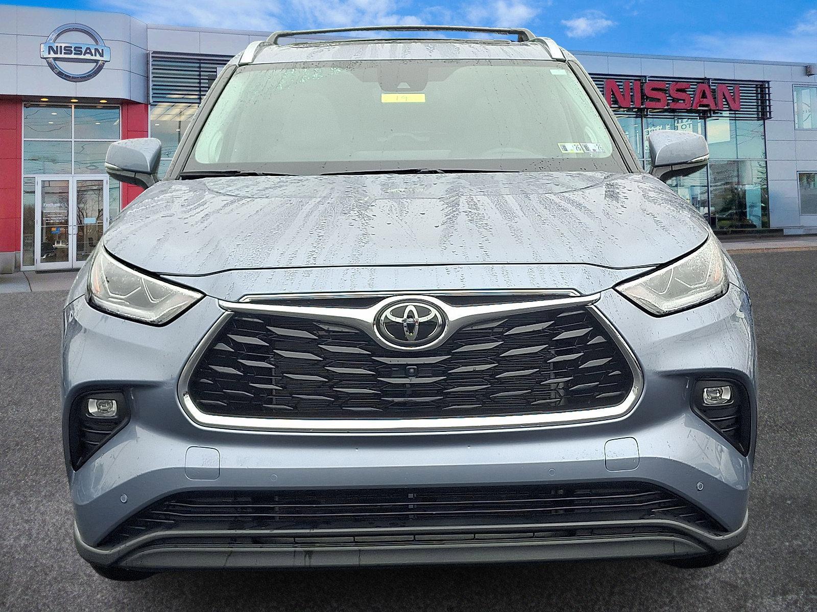 2023 Toyota Highlander Vehicle Photo in Harrisburg, PA 17111-1033