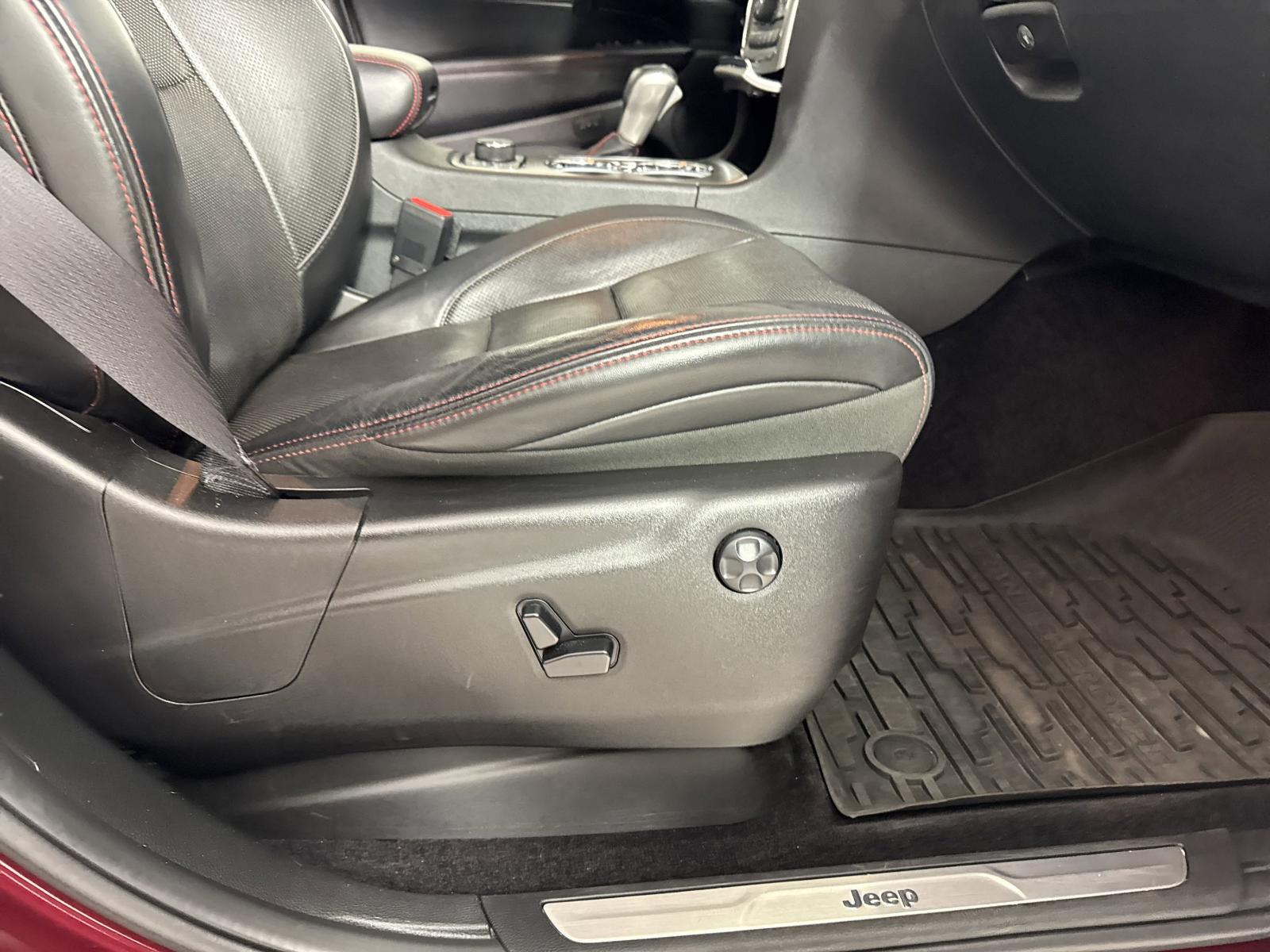 2017 Jeep Grand Cherokee Vehicle Photo in Georgetown, TX 78626
