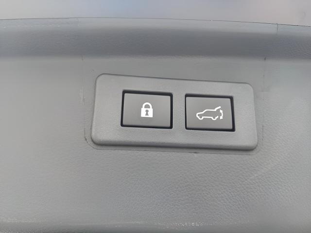 2025 Subaru Outback Vehicle Photo in Green Bay, WI 54304