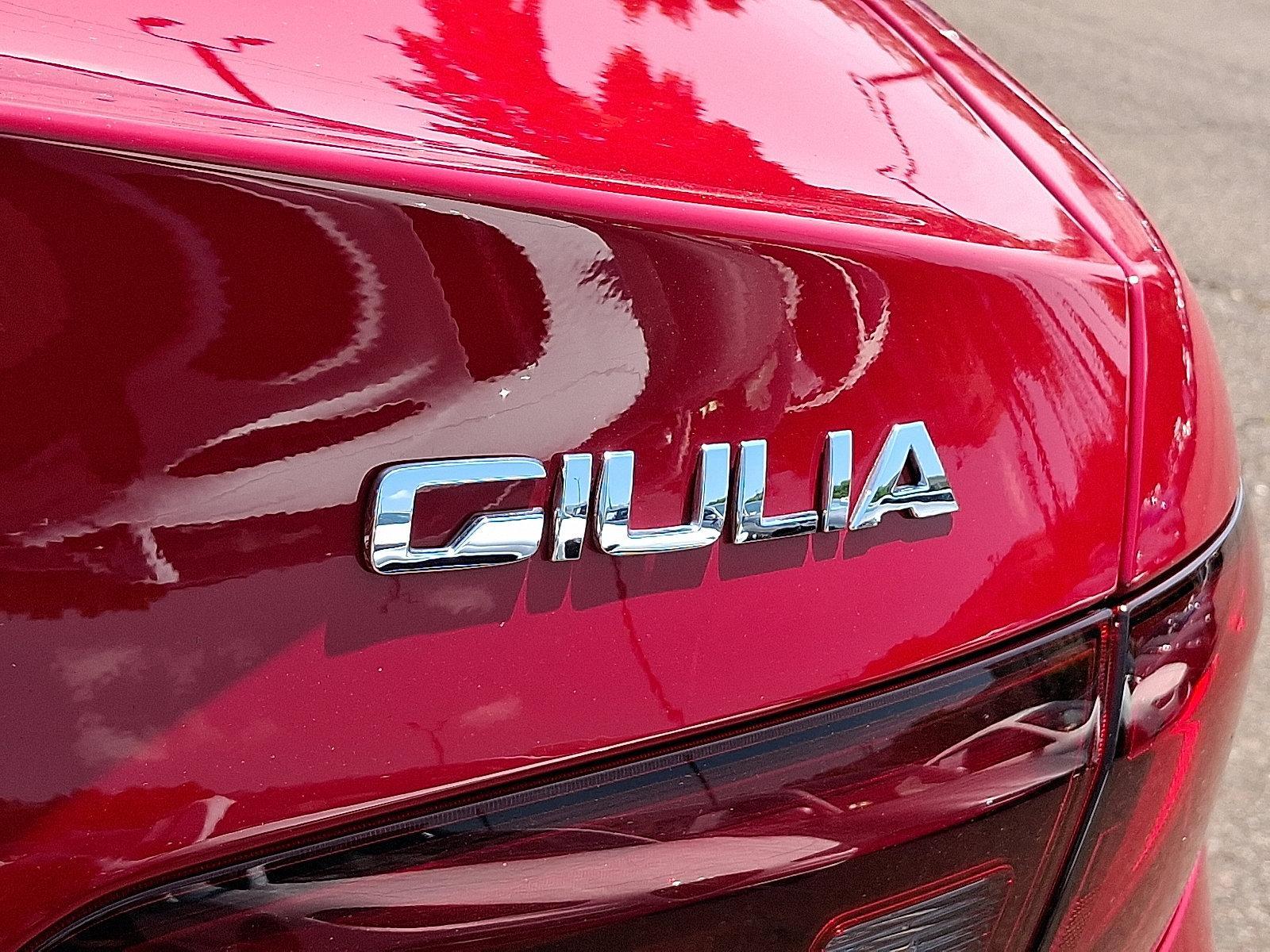 2022 Alfa Romeo Giulia Vehicle Photo in Willow Grove, PA 19090