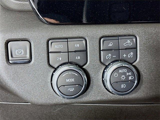 2025 GMC Sierra 3500 HD Vehicle Photo in PUYALLUP, WA 98371-4149