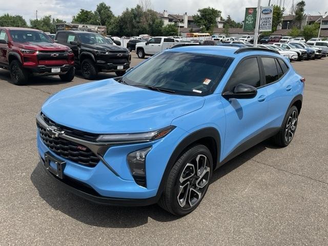 2024 Chevrolet Trax Vehicle Photo in ENGLEWOOD, CO 80113-6708