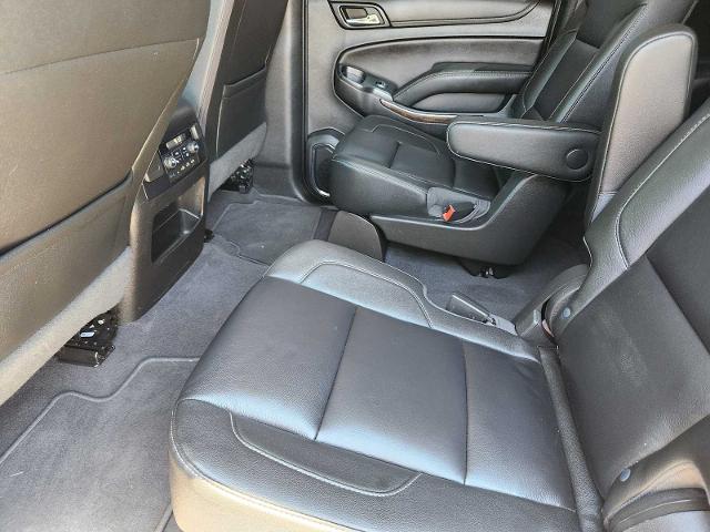 2019 Chevrolet Suburban Vehicle Photo in DENTON, TX 76210-9321