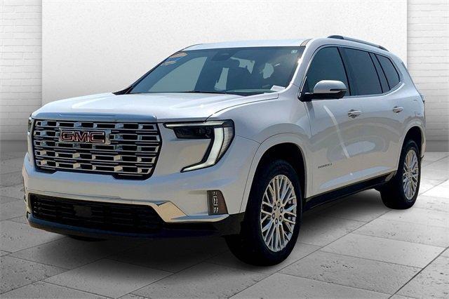 2024 GMC Acadia Vehicle Photo in TOPEKA, KS 66609-0000